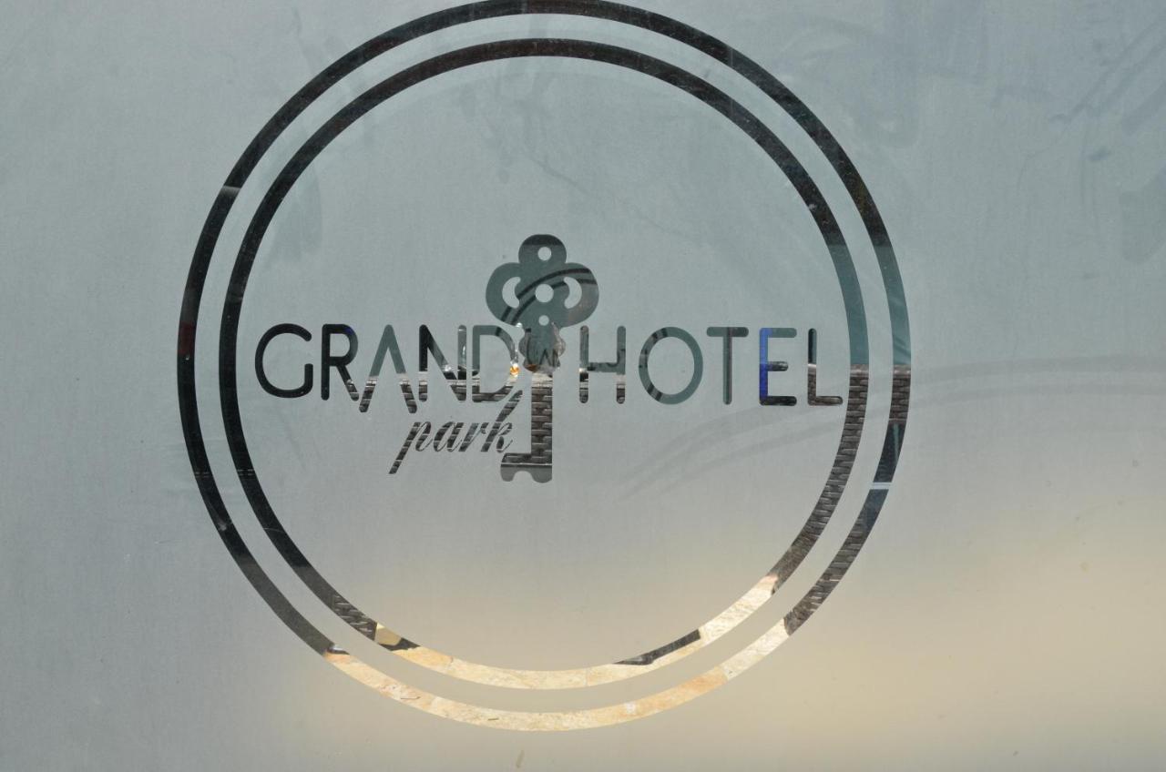 Grand Park Hotel Çorlu Exteriör bild